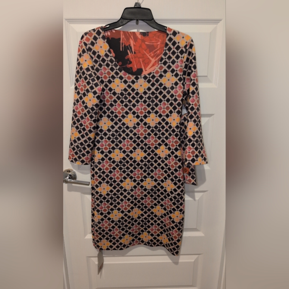 Geometric Patterned Dress - Picture 2 of 8